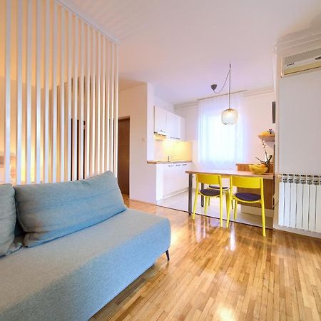 Apartments Meri Njivice Extérieur photo
